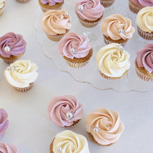 Indlæs billede til gallerivisning Bestil minicupcakes i alle farver hos Snirkleriet, Aarhus
